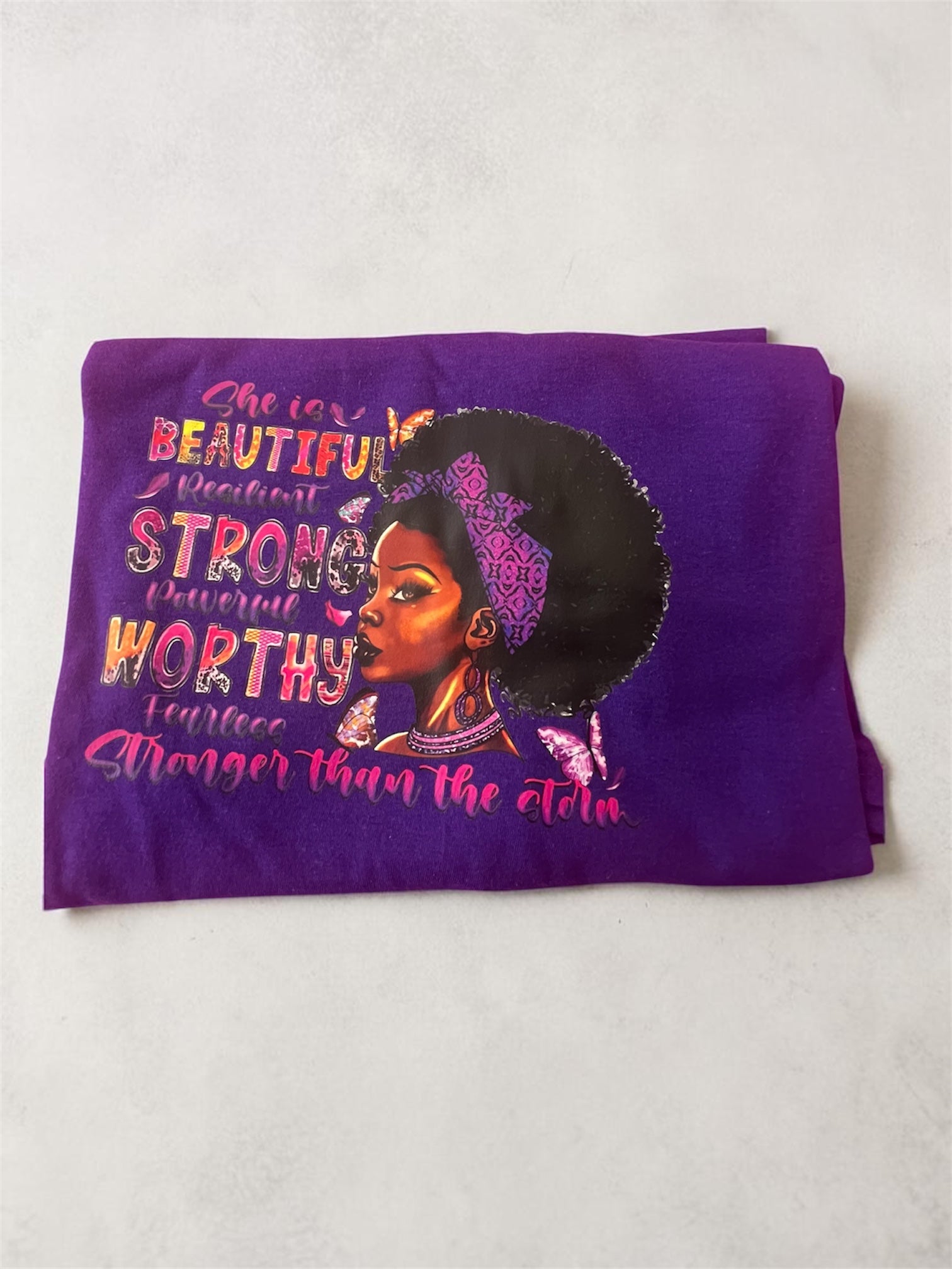 She is T-shirt